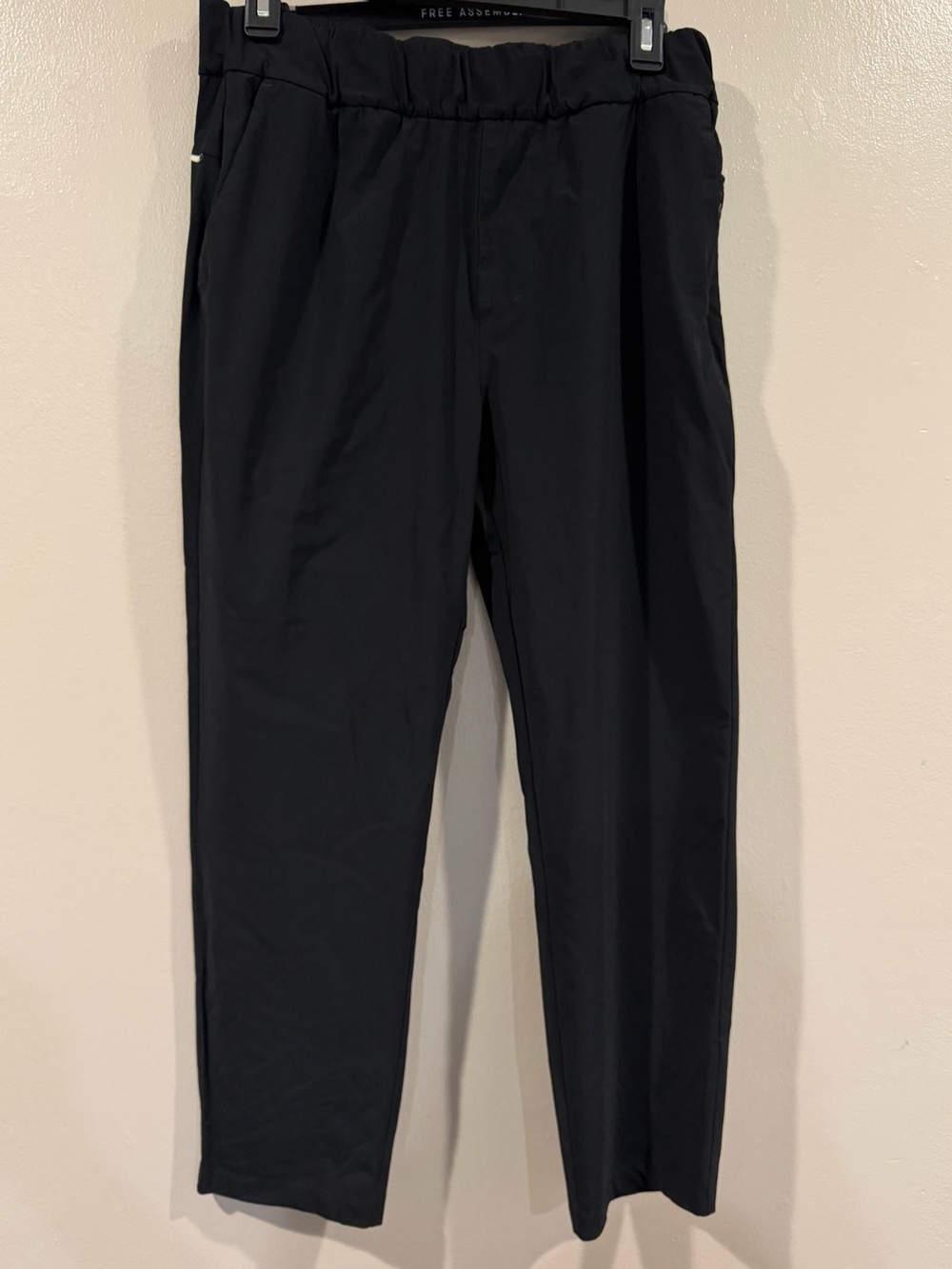 Vouri Women’s Black Stretch Casual Pants Size Medium